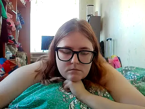 Snapshot of DesireMelissa chatting on July 2026 04:47:01 AM DesireMelissa online show from July 2026 04:47:01 AM