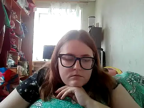 Snapshot of DesireMelissa chatting on July 2026 01:06:02 PM DesireMelissa online show from July 2026 01:06:02 PM