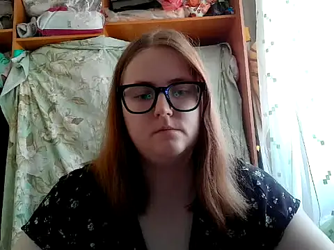 Snapshot of DesireMelissa chatting on July 2026 08:00:02 AM DesireMelissa online show from July 2026 08:00:02 AM