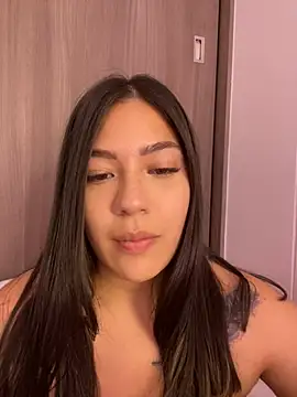 Latina vanessa online show from February 2025 01:02:01 AM