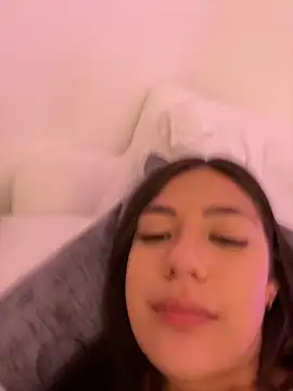 Latina vanessa online show from March 2025 06:36:01 AM