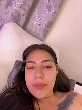 Latina vanessa online show from March 2025 11:23:01 PM