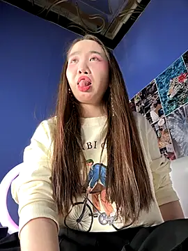 Snapshot of Asianpie_ chatting on September 2025 12:21:02 AM Asianpie online show from September 2025 12:21:02 AM