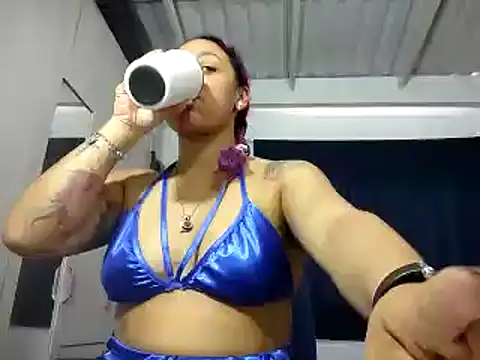 Snapshot of Cata_Blue__ chatting on January 2025 05:55:01 PM Cata Blue online show from January 2025 05:55:01 PM