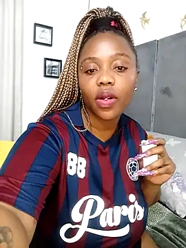 IceBellaCane313 online show from May 2026 08:07:02 PM