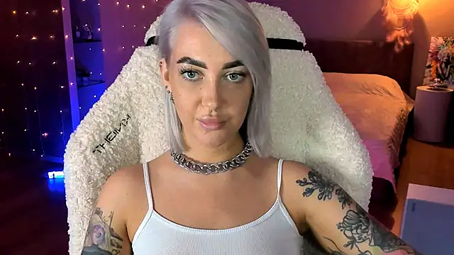 tykioty Miley online show from October 2025 03:22:02 PM