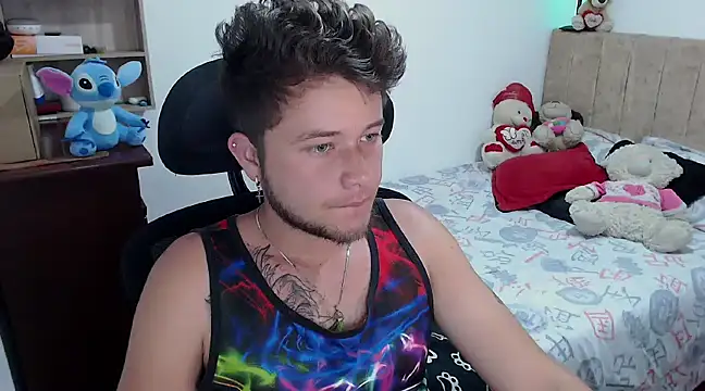 Snapshot of JOHANLEON1 chatting on December 2024 06:07:02 AM JOHANLEON1 online show from December 2024 06:07:02 AM