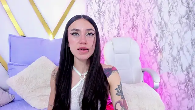 Athziry  online show from December 2024 11:54:02 AM