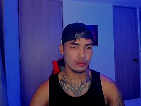 thomas latin boy online show from September 2025 01:49:02 AM