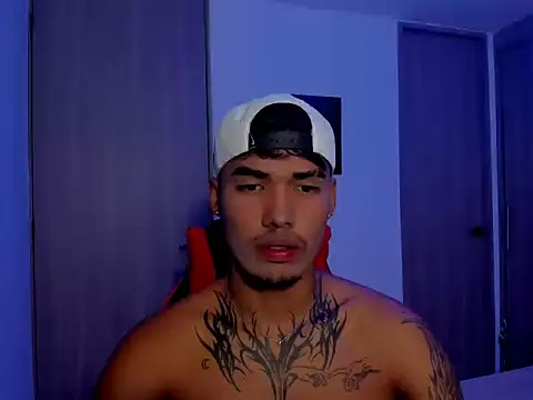 thomas latin boy online show from September 2025 06:40:02 PM