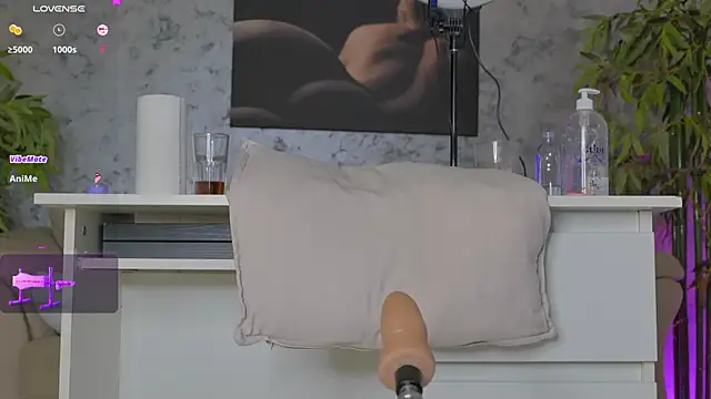 Snapshot of luckyalice_ chatting on February 2025 11:15:01 PM luckyalice online show from February 2025 11:15:01 PM