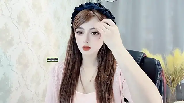 Snapshot of VIWVI chatting on December 2024 05:47:01 AM VIWVI online show from December 2024 05:47:01 AM