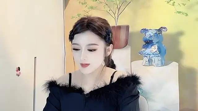Snapshot of VIWVI chatting on March 2025 06:00:02 AM VIWVI online show from March 2025 06:00:02 AM