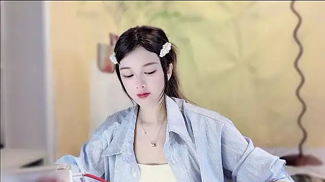 VIWVI online show from November 2025 05:07:01 AM