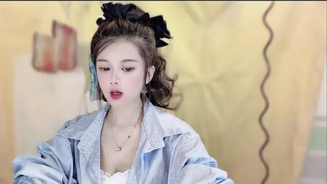 Snapshot of VIWVI chatting on March 2026 04:50:01 AM VIWVI online show from March 2026 04:50:01 AM