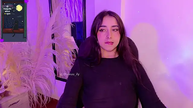 ANNE HONEY55 online show from May 2026 12:05:01 AM