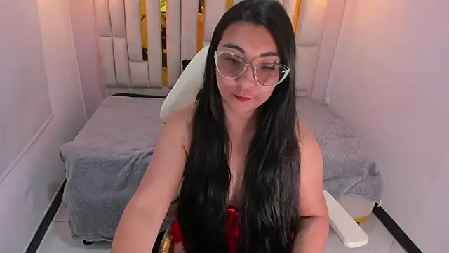 Snapshot of Karla_hernandez_ chatting on February 2025 05:03:02 PM Karla hernandez online show from February 2025 05:03:02 PM