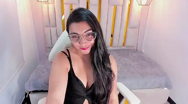 Snapshot of Karla_hernandez_ chatting on March 2025 05:17:02 PM Karla hernandez online show from March 2025 05:17:02 PM