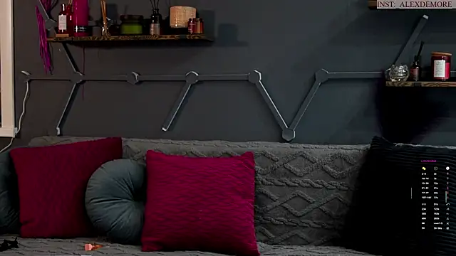 Alexandra Demore online show from October 2025 06:19:02 PM