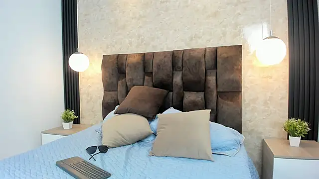 keyla  ross online show from January 2025 01:06:01 AM