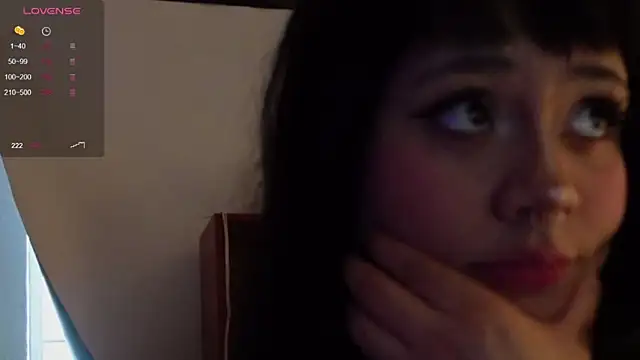 Snapshot of droolingdollfacee chatting on January 2025 10:15:02 PM droolingdollfacee online show from January 2025 10:15:02 PM