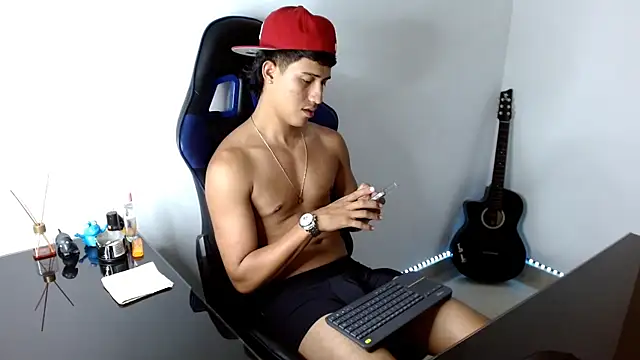 Snapshot of Juan_da01 chatting on January 2025 03:02:02 AM Juan da01 online show from January 2025 03:02:02 AM