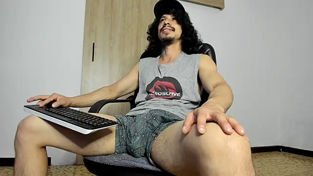 TristanWoods online show from February 2026 07:00:02 PM