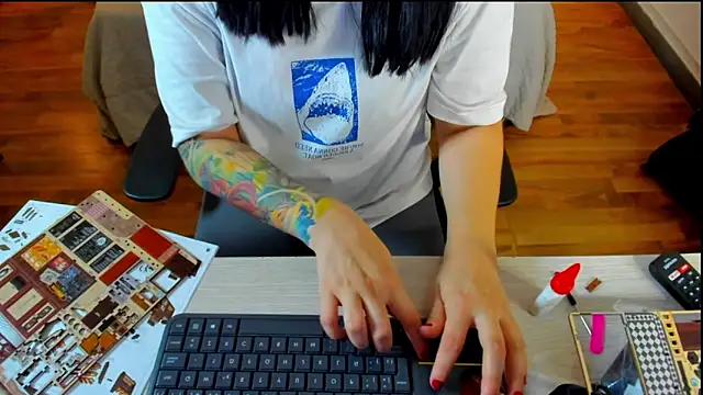 KatherineBond online show from September 2025 07:17:01 PM