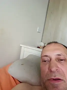 Snapshot of meateater1 chatting on November 2025 09:20:02 AM meateater1 online show from November 2025 09:20:02 AM