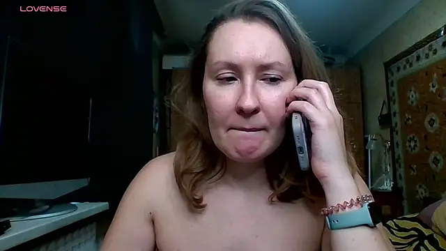 Snapshot of AnnaXLovers chatting on January 2025 12:36:02 PM AnnaXLovers online show from January 2025 12:36:02 PM