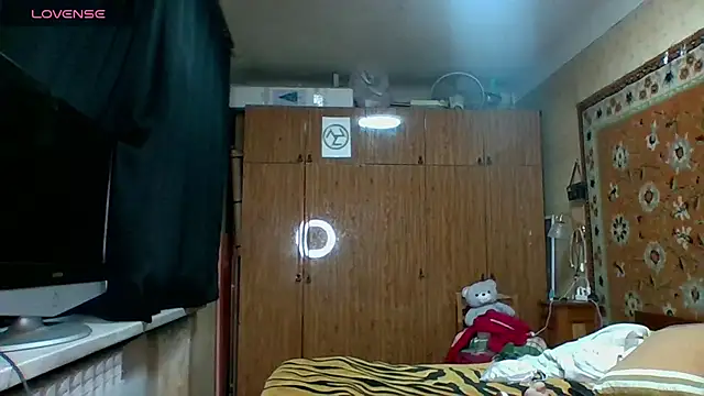 Snapshot of AnnaXLovers chatting on February 2025 07:40:01 AM AnnaXLovers online show from February 2025 07:40:01 AM