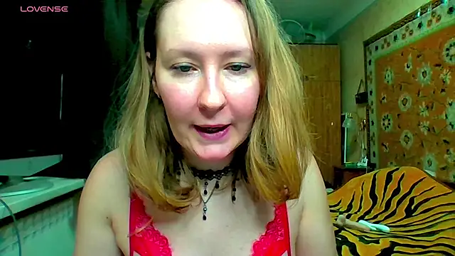 Snapshot of AnnaXLovers chatting on March 2025 11:28:02 AM AnnaXLovers online show from March 2025 11:28:02 AM