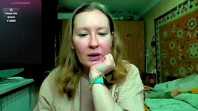 Snapshot of AnnaXLovers chatting on March 2025 06:38:02 AM AnnaXLovers online show from March 2025 06:38:02 AM