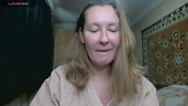 Snapshot of AnnaXLovers chatting on September 2025 10:36:01 AM AnnaXLovers online show from September 2025 10:36:01 AM