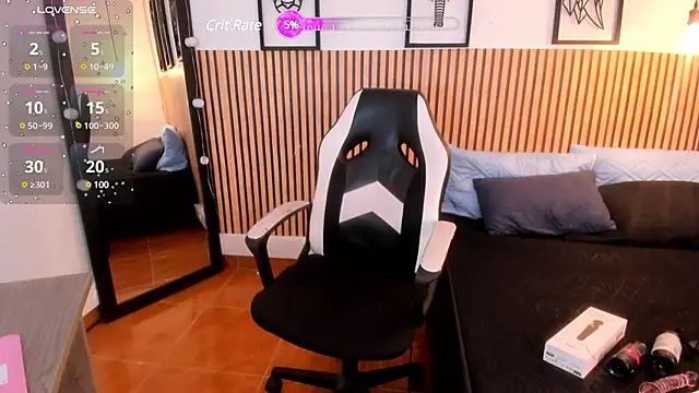 Snapshot of LILA_ELLIOT chatting on January 2025 07:49:02 PM LILA ELLIOT online show from January 2025 07:49:02 PM