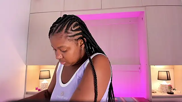 Snapshot of tamaraa_smiith chatting on January 2025 11:55:01 AM tamaraa smiith online show from January 2025 11:55:01 AM