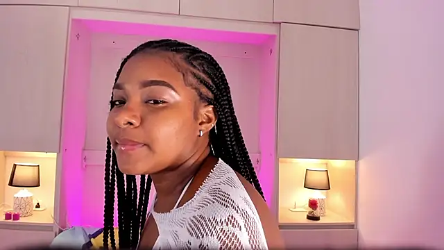 Snapshot of tamaraa_smiith chatting on February 2025 05:58:02 PM tamaraa smiith online show from February 2025 05:58:02 PM