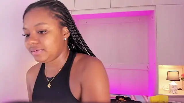 Snapshot of tamaraa_smiith chatting on March 2025 01:46:01 PM tamaraa smiith online show from March 2025 01:46:01 PM