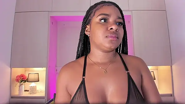 Snapshot of tamaraa_smiith chatting on March 2025 04:11:02 PM tamaraa smiith online show from March 2025 04:11:02 PM