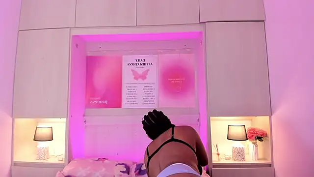 Snapshot of tamaraa_smiith chatting on September 2025 07:39:02 PM tamaraa smiith online show from September 2025 07:39:02 PM