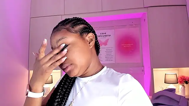 Snapshot of tamaraa_smiith chatting on September 2025 01:05:02 PM tamaraa smiith online show from September 2025 01:05:02 PM