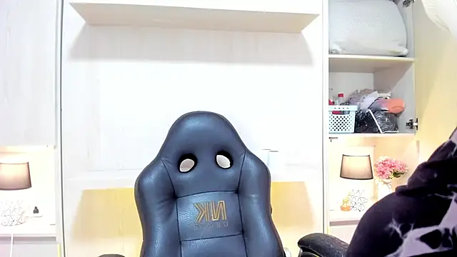 Snapshot of tamaraa_smiith chatting on October 2025 07:49:01 PM tamaraa smiith online show from October 2025 07:49:01 PM