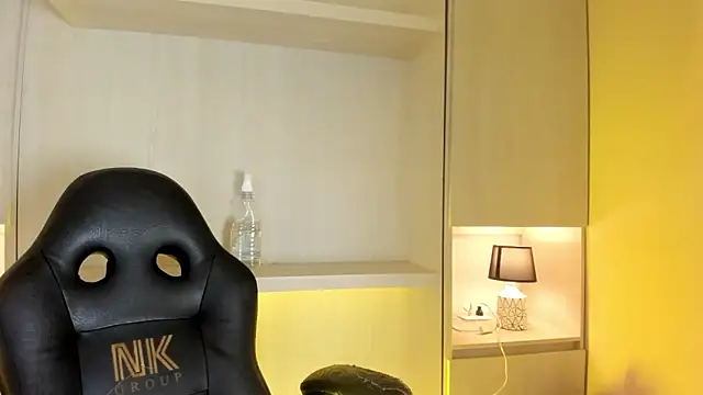 tamaraa smiith online show from November 2025 07:34:02 PM