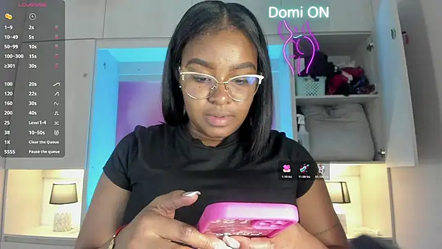 tamaraa smiith online show from April 2026 07:45:02 PM