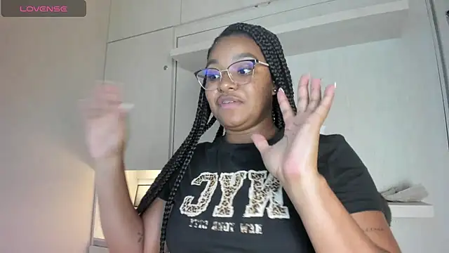 tamaraa smiith online show from June 2026 07:40:01 PM