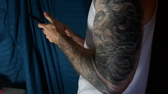 Snapshot of Kenner_fox77 chatting on January 2025 03:16:02 AM Kenner fox77 online show from January 2025 03:16:02 AM