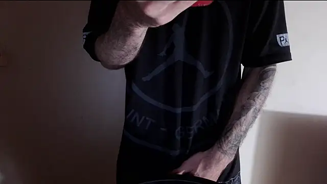 Snapshot of Kenner_fox77 chatting on September 2025 02:00:02 AM Kenner fox77 online show from September 2025 02:00:02 AM