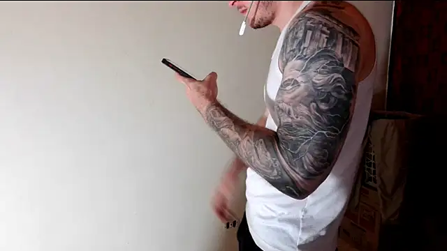 Snapshot of Kenner_fox77 chatting on February 2026 03:54:01 AM Kenner fox77 online show from February 2026 03:54:01 AM