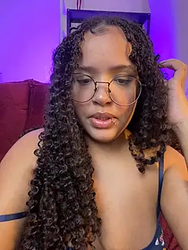 Snapshot of 99_Lilith chatting on June 2026 12:30:01 AM 99 Lilith online show from June 2026 12:30:01 AM