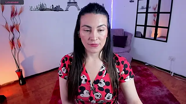 Snapshot of Elizabeth_taylor_b chatting on January 2025 06:02:01 PM Elizabeth taylor b online show from January 2025 06:02:01 PM